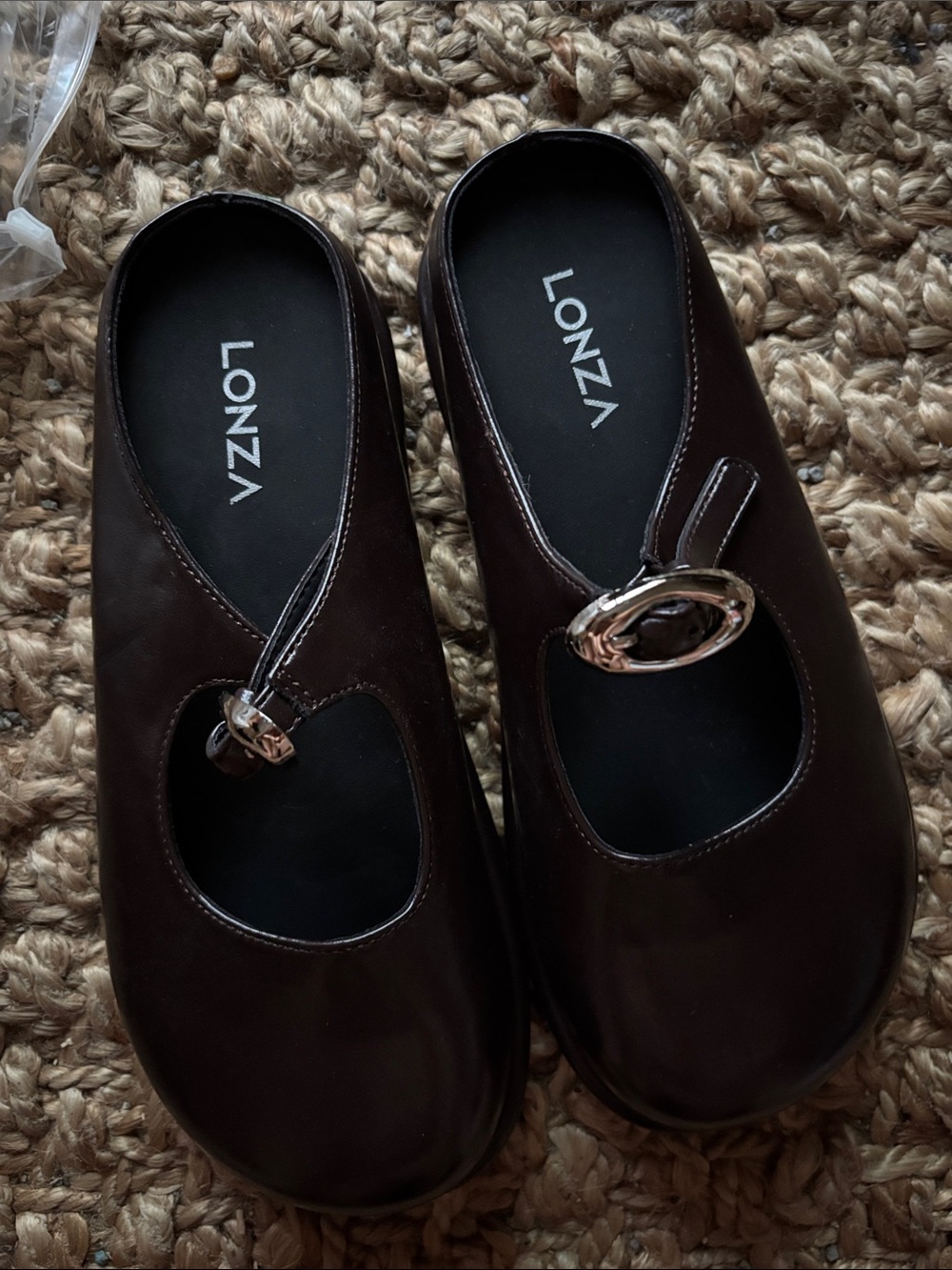 LONZA SZ 37 US 6 SANDAL NWOB